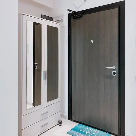Lemon 25 By Sea View Apartmán